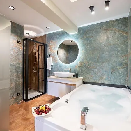 Merkezde Jakuzili Daire - Ocekhomes Meva Daire