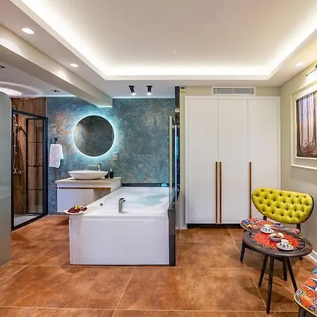 Merkezde Jakuzili Daire - Ocekhomes Meva 아파트